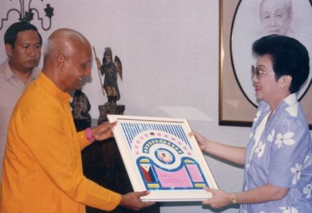 sri chinmoy.jpg
